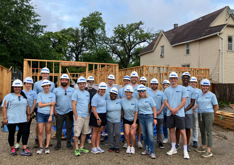 Gould & Ratner Participates in Habitat for Humanity Chicago Build Day